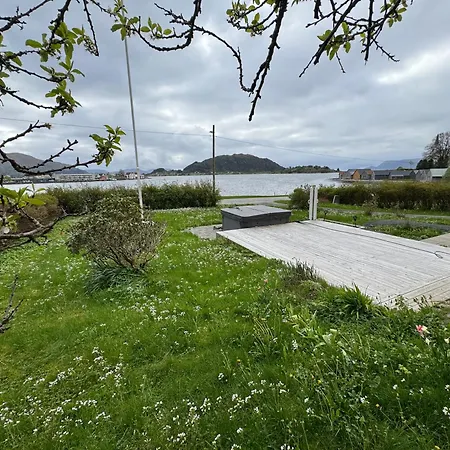 4 Beachhouse In